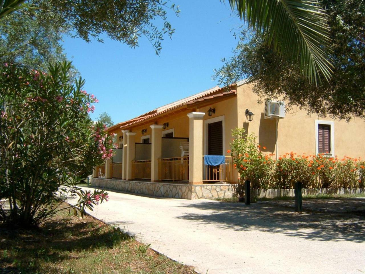 Irini-Appartement Kavos Exterior photo